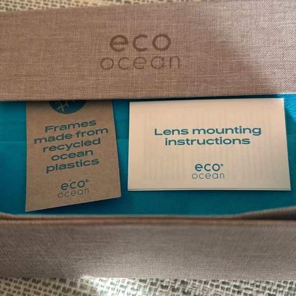 Sunglasses - Picture 4 of 4